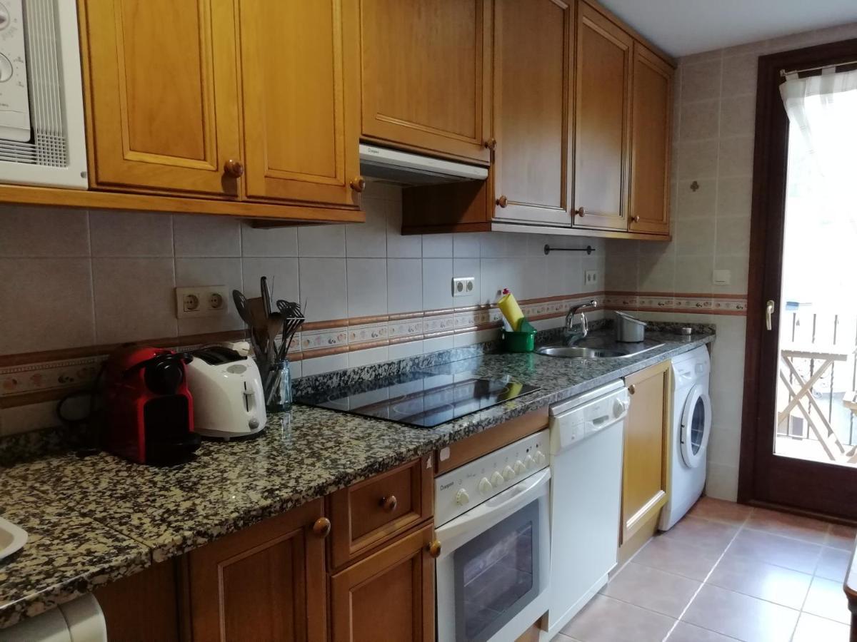 Apartamento Familiar Con Vistas Y Garage La Portiecha Apartman Sallent de Gállego Kültér fotó
