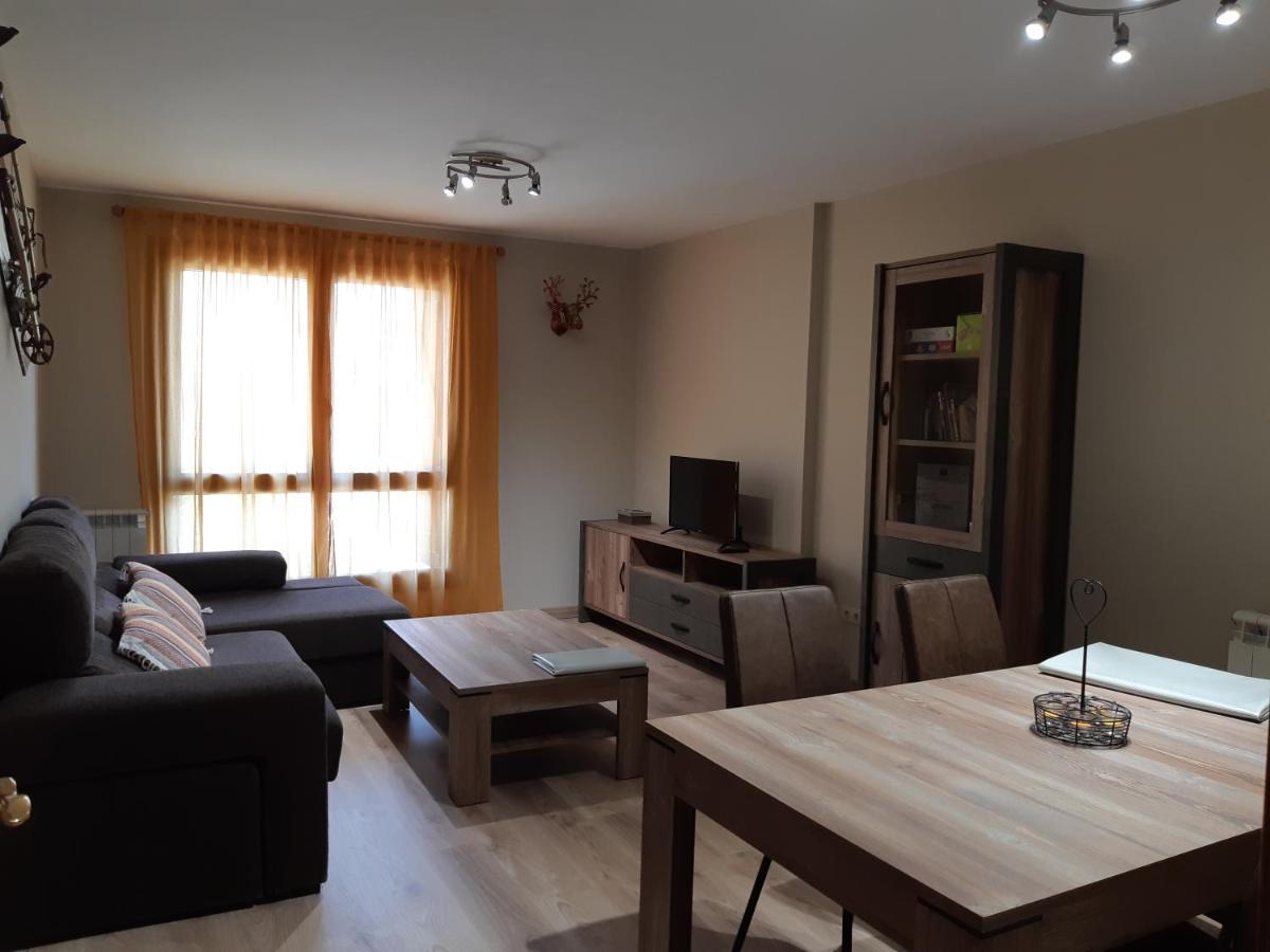 Apartamento Familiar Con Vistas Y Garage La Portiecha Apartman Sallent de Gállego Kültér fotó