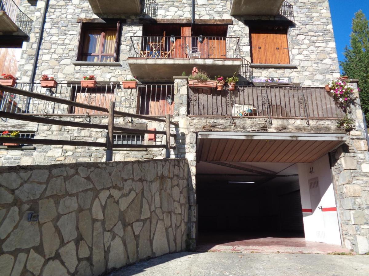 Apartamento Familiar Con Vistas Y Garage La Portiecha Apartman Sallent de Gállego Kültér fotó