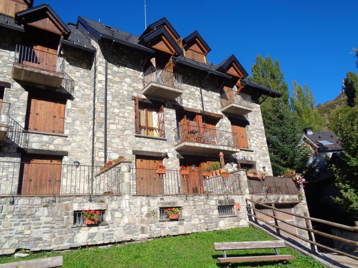 Apartamento Familiar Con Vistas Y Garage La Portiecha Apartman Sallent de Gállego Kültér fotó